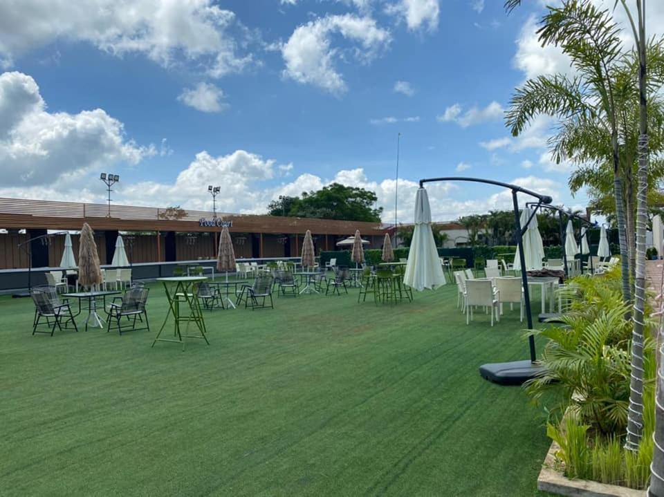 Focus Club And Resort ラーンチー エクステリア 写真
